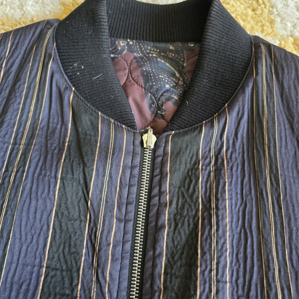 Reversible Bomber Jacket - Picture 9 of 10